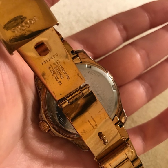 Fossil Watch - Picture 11 of 11